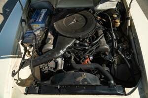Afbeelding 46/50 van Mercedes-Benz 450 SLC (1972)