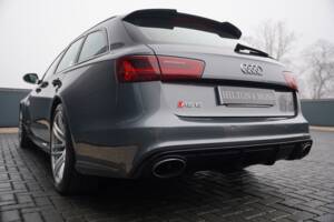 Immagine 50/50 di Audi RS6 Avant (2015)