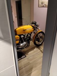 Immagine 20/30 di Ducati 750 Sport (1973)