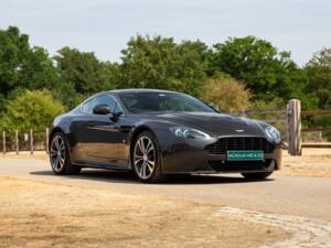 Bild 84/84 von Aston Martin V12 Vantage (2010)