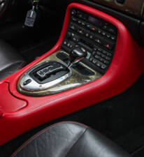 Bild 35/42 von Jaguar XKR (2003)