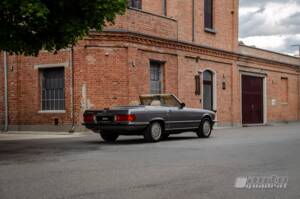 Image 4/23 of Mercedes-Benz 560 SL (1988)