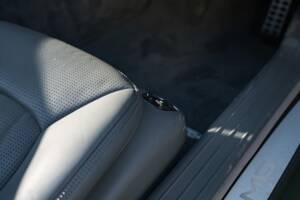 Image 19/51 of Mercedes-Benz SL 65 AMG (2007)