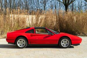 Afbeelding 4/50 van Ferrari 208 GTS Turbo (1986)
