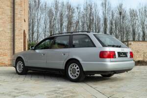 Bild 7/50 von Audi A6 Avant 2.0 quattro (1995)