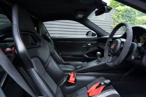 Afbeelding 38/52 van Porsche 911 GT3 (2017)