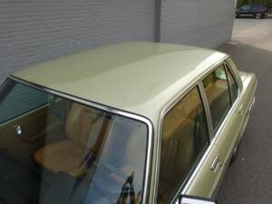 Image 46/95 de BMW 2500 (1977)