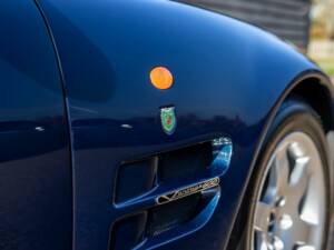 Imagen 20/50 de Aston Martin V8 Vantage Volante (2000)