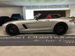 Image 8/32 of Mercedes-Benz SLS AMG GT Roadster (2013)