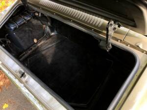 Bild 39/42 von Aston Martin Vantage (1973)