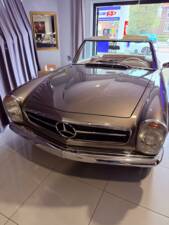 Image 3/36 of Mercedes-Benz 230 SL (1966)