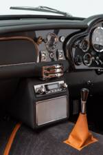 Bild 13/17 von Aston Martin DB 6 (1967)