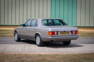 Bild 6/29 von Mercedes-Benz 300 SEL (1990)