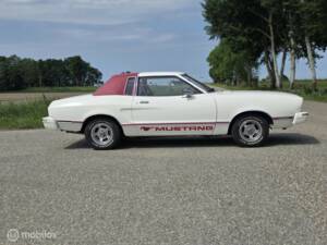 Bild 10/32 von Ford Mustang II 140 (1976)