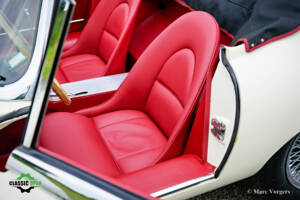 Image 8/65 de Jaguar E-Type 3.8 Flat Floor (1961)