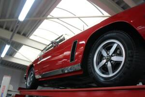 Image 36/50 of Jensen Interceptor MK III (1976)
