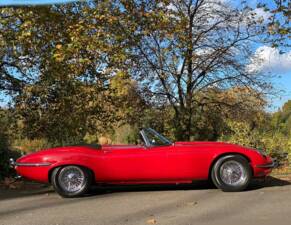 Afbeelding 5/50 van Jaguar E-Type V12 (1973)