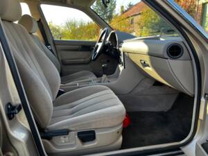 Imagen 34/100 de BMW 518i (1991)