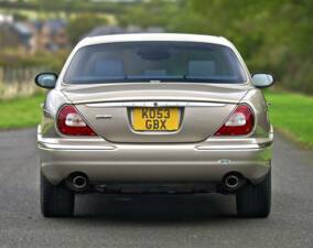 Afbeelding 10/50 van Jaguar XJ 8 4.2 (2003)
