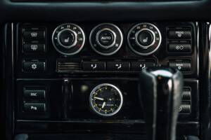 Image 28/47 de Land Rover Range Rover Vogue TDV8 (2009)