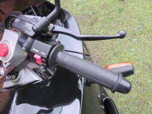 Image 15/44 of Norton F1 (1990)