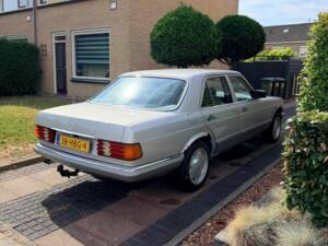 Imagen 5/8 de Mercedes-Benz 280 S (1982)