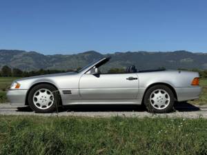 Image 5/24 de Mercedes-Benz 500 SL (1992)