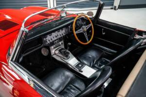 Image 24/29 de Jaguar Type E 3.8 (1961)