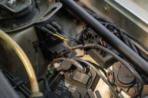 Image 48/50 of Mercedes-Benz 190 E 2.3-16 (1985)