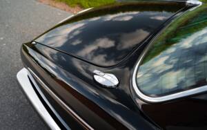 Image 10/37 of Daimler Double Six (1992)