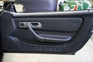Image 20/33 de Mercedes-Benz SLK 320 (2000)