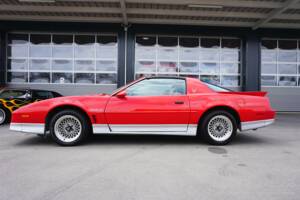 Bild 6/66 von Pontiac Firebird TransAm (1989)