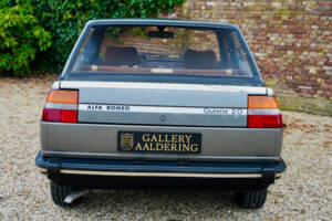 Immagine 38/50 di Alfa Romeo Giulietta 2.0 (1981)