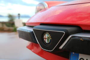 Image 62/87 of Alfa Romeo Spider Veloce (1984)