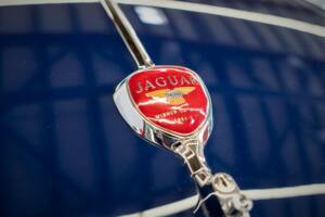 Immagine 39/62 di Jaguar XK 140 OTS (1954)
