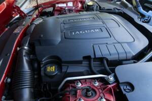 Image 4/50 of Jaguar XK (2011)