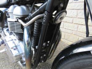 Image 20/39 of Triumph Bonneville T100 (2005)