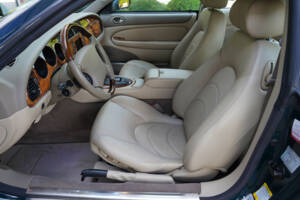 Image 11/50 of Jaguar XKR (2001)