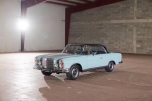 Image 11/91 of Mercedes-Benz 280 SE (1970)