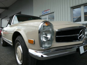 Imagen 22/25 de Mercedes-Benz 280 SL (1969)