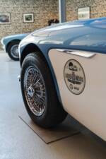 Image 8/18 of Austin-Healey 3000 Mk II (BJ7) (1963)