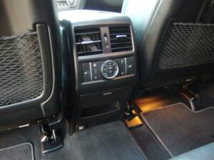 Image 63/98 of Mercedes-Benz GLS 63 AMG 4MATIC (2016)