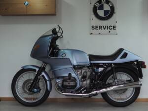 Image 2/87 of BMW R 100 RS (1977)