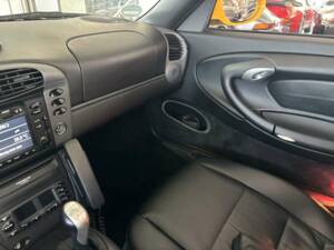 Bild 4/6 von Porsche 911 Carrera (1999)