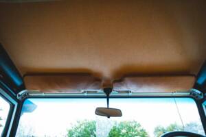 Image 29/50 of Land Rover Defender 90 (1997)