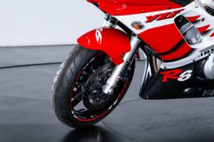 Bild 43/48 von Yamaha DUMMY (1999)