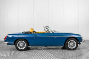 Afbeelding 10/50 van MG MGB (1973)