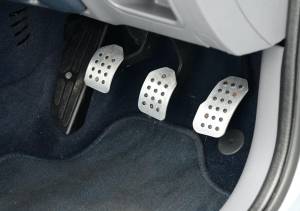 Image 40/50 de Renault Clio II V6 (2002)