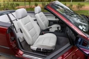 Immagine 16/23 di BMW 318i (1995)