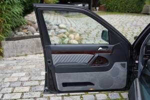 Imagen 14/18 de Mercedes-Benz 600 SEL (1991)